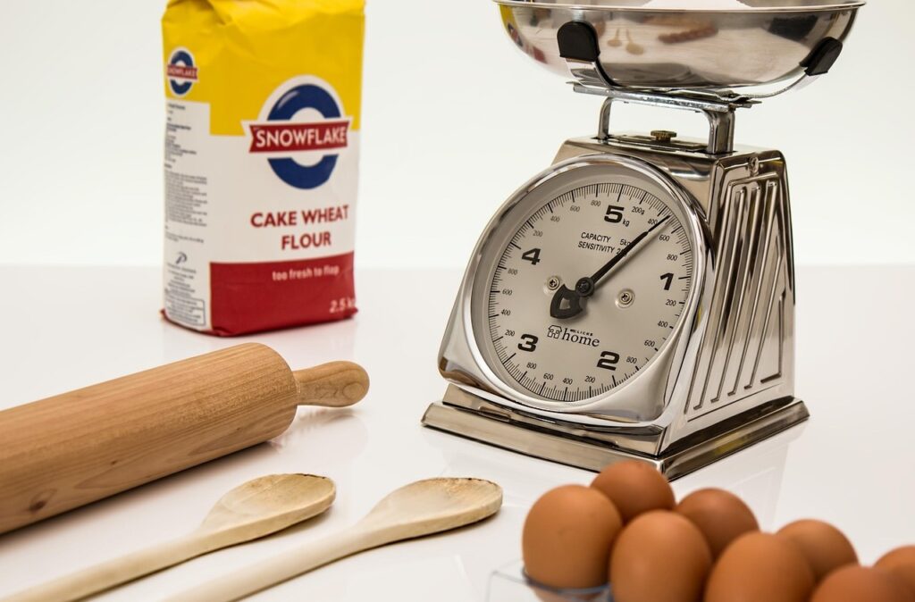 調理器具を食材があります